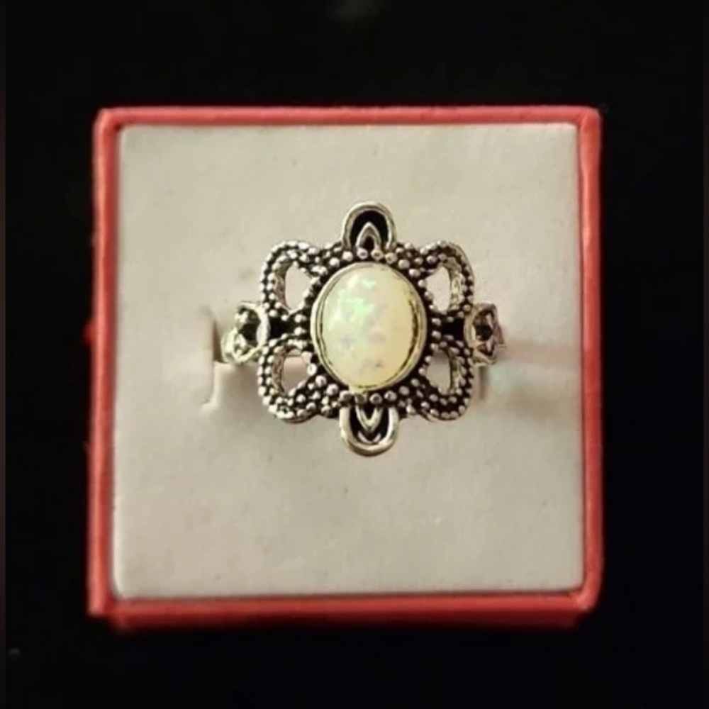 Pretty Flower/Floral Design, Oval Opal Silver Fashion Ring  8